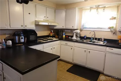 2462 Thor Dr, Springfield, OH 45503 photo 7