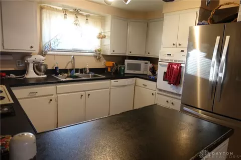 2462 Thor Dr, Springfield, OH 45503 photo 8