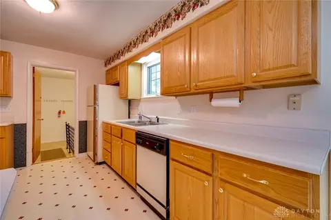 3032 Sears Rd, Spring Valley, OH 45370 photo 13