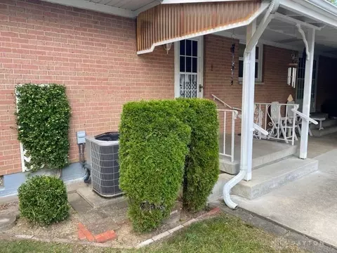500 Sheffield Dr, Springfield, OH 45506 photo 8