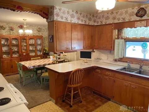 500 Sheffield Dr, Springfield, OH 45506 photo 12
