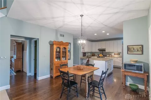 665 Springmill Dr, Springboro, OH 45066 photo 9