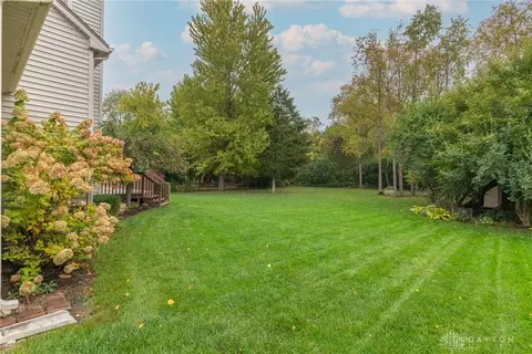 665 Springmill Dr, Springboro, OH 45066 photo 3