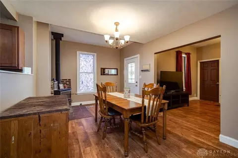 558 Sherman Ave, Springfield, OH 45503 photo 9