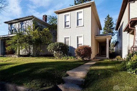558 Sherman Ave, Springfield, OH 45503 photo 3