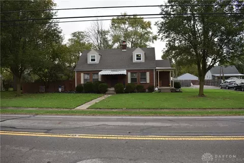 208 E Main St, Medway, OH 45341 photo 1