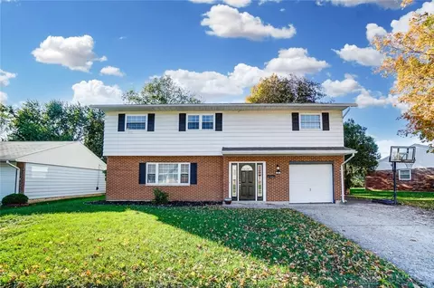 35 Walnut Pl, Springboro, OH 45066 photo 2