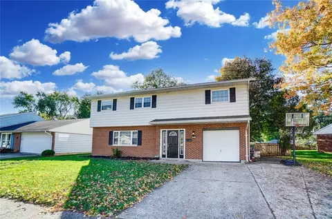 35 Walnut Pl, Springboro, OH 45066 photo 3