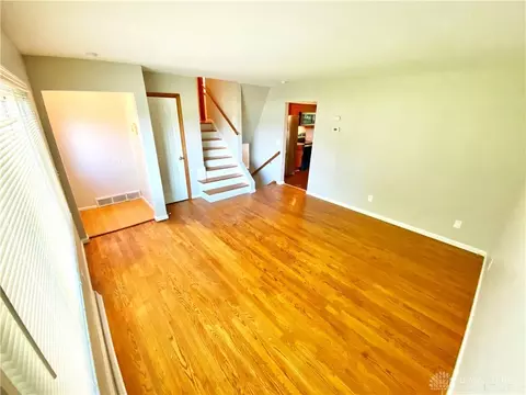 524 Springvale Dr, Hamilton, OH 45013 photo 5