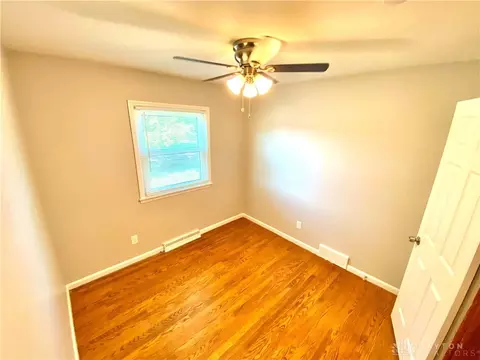 524 Springvale Dr, Hamilton, OH 45013 photo 8