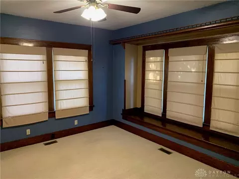 916 E Main St, Troy, OH 45373 photo 6