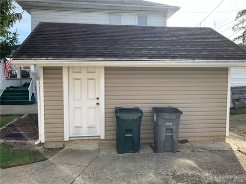 916 E Main St, Troy, OH 45373 photo 30