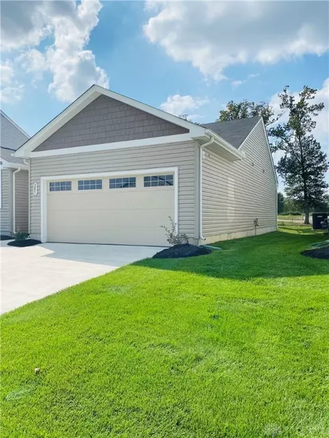 205 S Tuttle Rd, Springfield, OH 45505 photo 28