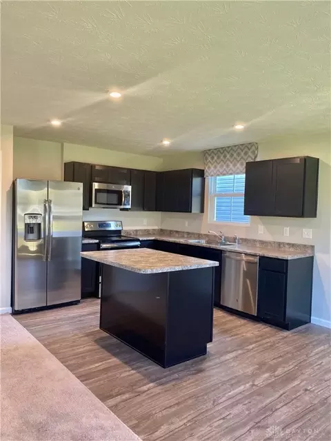205 S Tuttle Rd, Springfield, OH 45505 photo 9