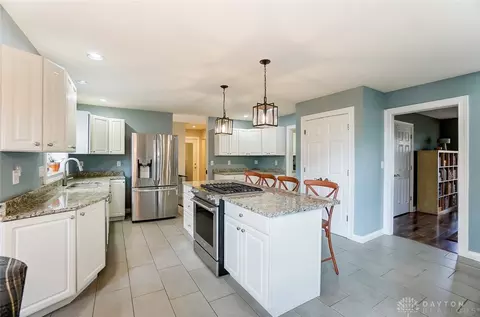 2463 Pinebrook Ln, Springboro, OH 45066 photo 16