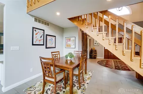 2463 Pinebrook Ln, Springboro, OH 45066 photo 10