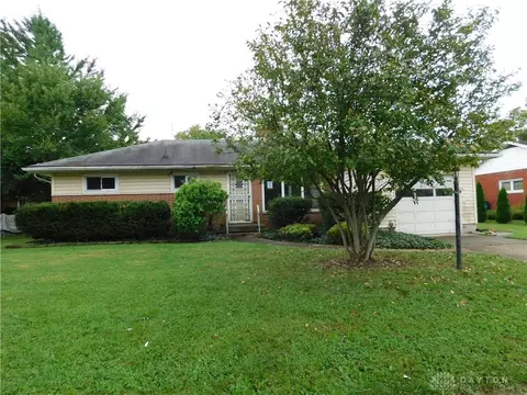 199 W Singer St, Springfield, OH 45506 photo 1