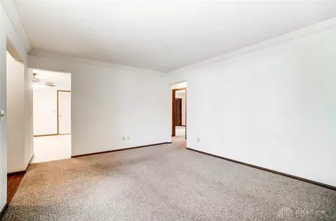 2054 Manhattan Blvd, Springfield, OH 45504 photo 9