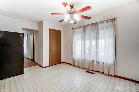 2054 Manhattan Blvd, Springfield, OH 45504 photo 14
