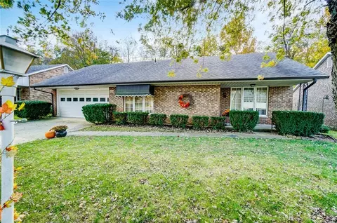 2054 Manhattan Blvd, Springfield, OH 45504 photo 1