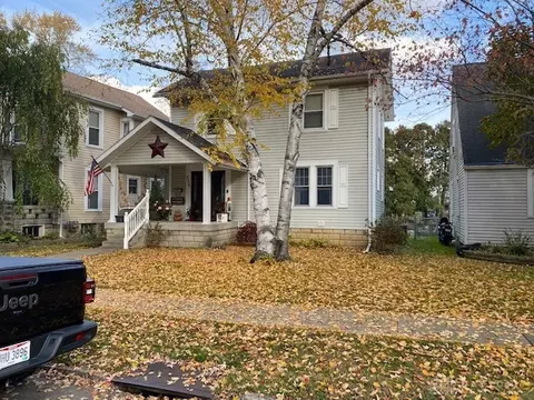 834 Crescent Dr, Sidney, OH 45365 photo 2