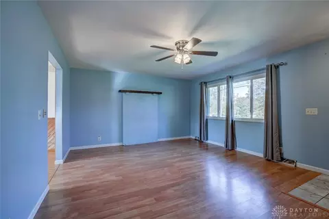 309 E South St, Gratis, OH 45330 photo 3