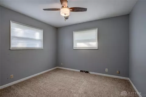 309 E South St, Gratis, OH 45330 photo 7