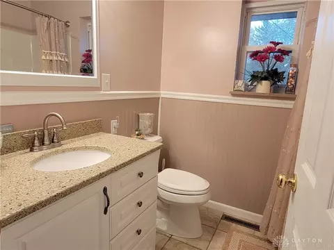 1604 Parkridge Dr, Springfield, OH 45506 photo 15