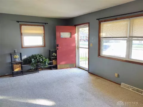 522 Portage Path, Springfield, OH 45506 photo 5