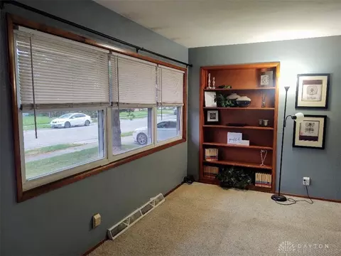 522 Portage Path, Springfield, OH 45506 photo 4