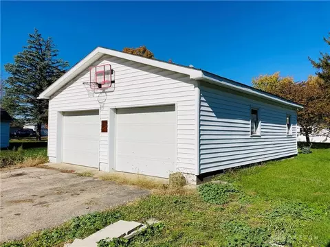 230 N Maple St, Eldorado, OH 45321 photo 2