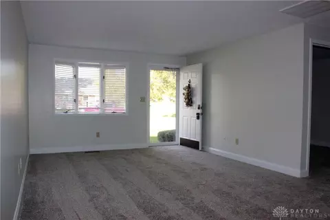 1619 Sierra Ave, Springfield, OH 45503 photo 4