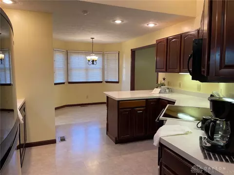 1273 Ryan Ct, Springfield, OH 45503 photo 30