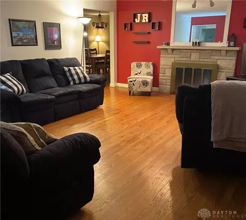 10580 Mill Rd, Cincinnati, OH 45240 photo 2