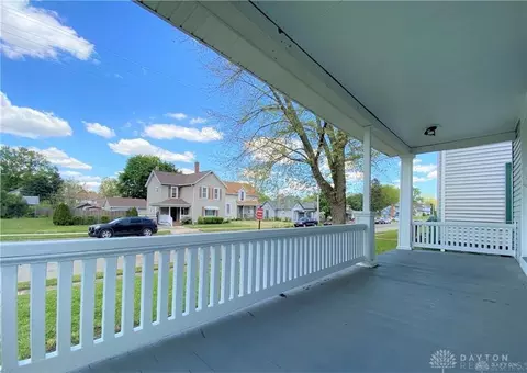 1029 W Pleasant St, Springfield, OH 45506 photo 4