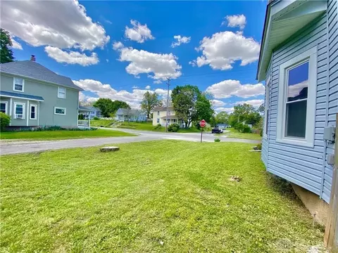 1029 W Pleasant St, Springfield, OH 45506 photo 7