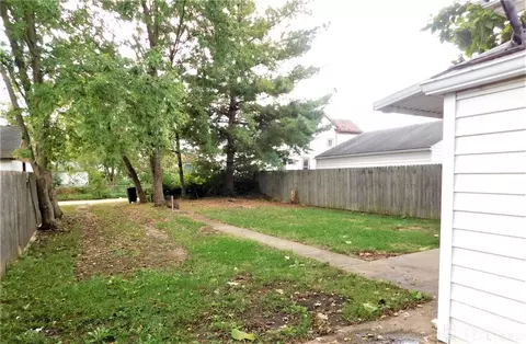 3308 E 2nd St, Dayton, OH 45403 photo 2