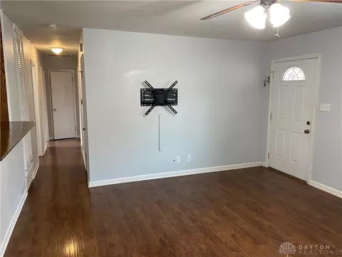 52 Joyce Dr, Fairborn, OH 45324 photo 6