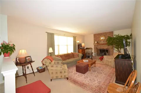 7090 Lookout Ct, Liberty, OH 45011 photo 9