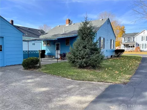 2 Maple St, Franklin, OH 45005 photo 3