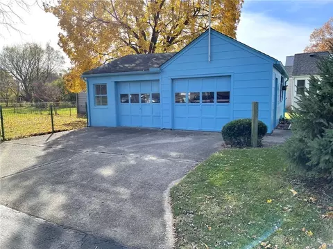 2 Maple St, Franklin, OH 45005 photo 5