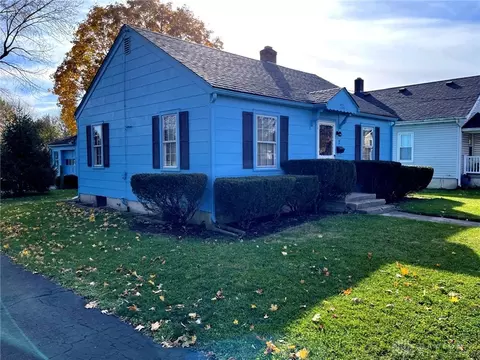 2 Maple St, Franklin, OH 45005 photo 2