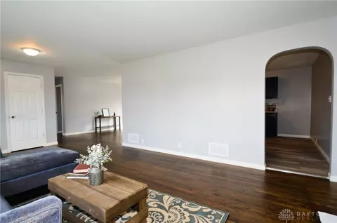 420 W Possum Rd, Springfield, OH 45506 photo 12