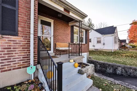 7846 Martin St, Cincinnati, OH 45231 photo 2