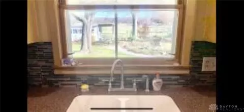 1546 W Sparrow Rd, Springfield, OH 45502 photo 13