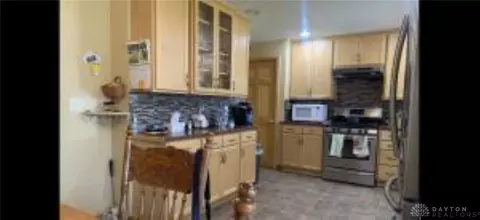 1546 W Sparrow Rd, Springfield, OH 45502 photo 11