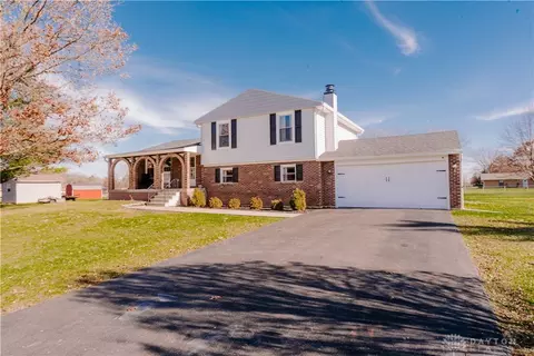 3730 Madrid Ct, Springfield, OH 45502 photo 5