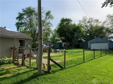 2727 May St, Springfield, OH 45505 photo 2