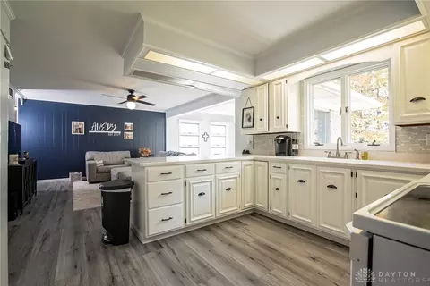 4989 Mills Rd, Springfield, OH 45502 photo 7