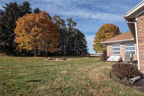 4989 Mills Rd, Springfield, OH 45502 photo 27